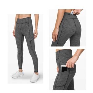 Lululemon Speed Up Tight in Variegated Knit Black Heathered Black - size 4